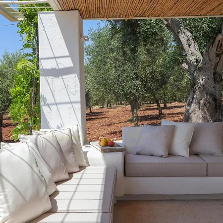 Td Casa Lulu Panoramic Pool Over Mediterranean Scrub Tatil Evi Monopoli